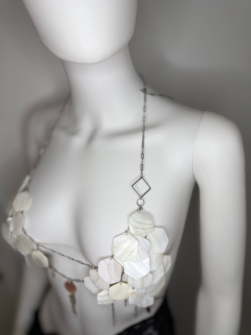 chaintop - bikiniblossomtopmaderatop